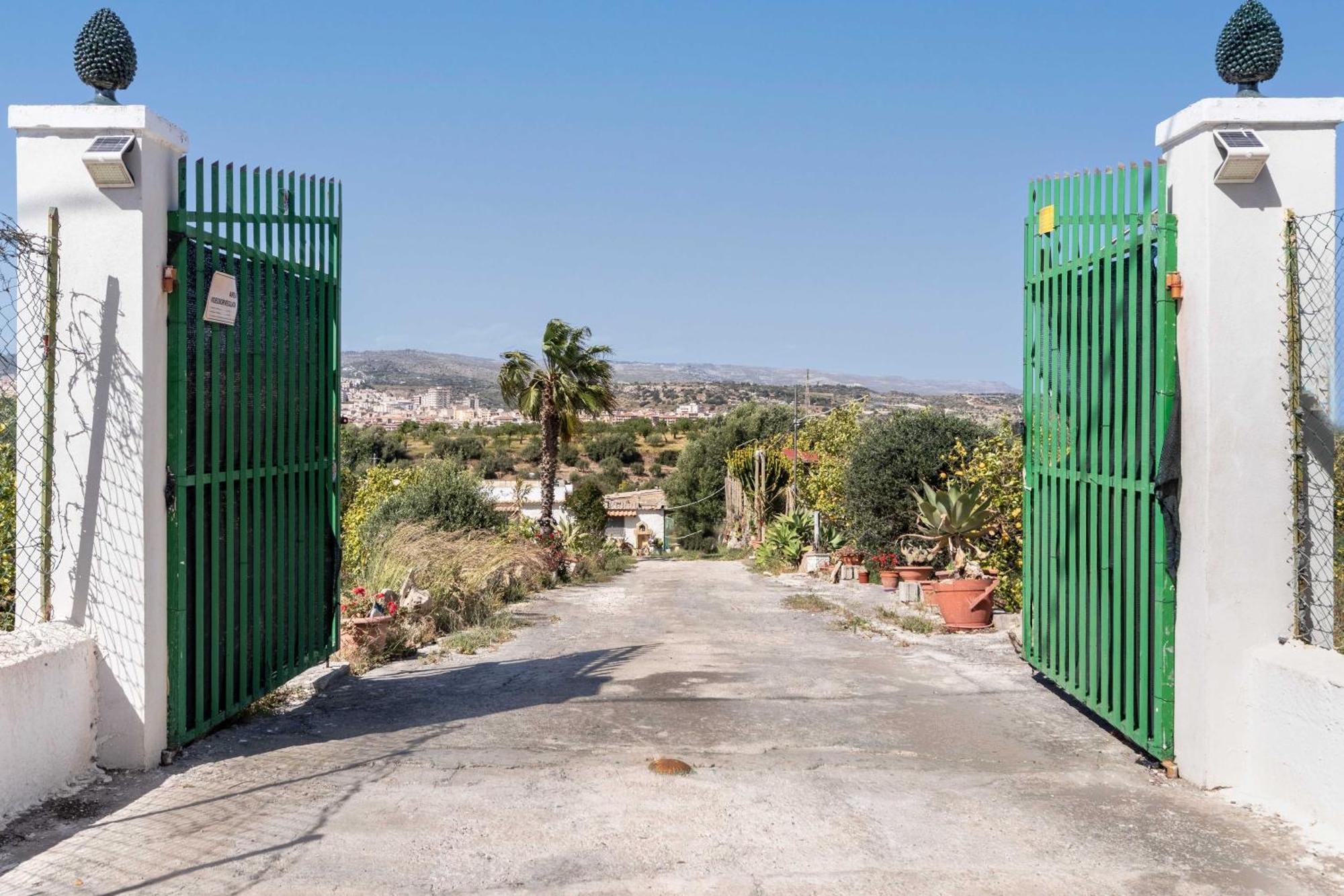 Villa Annamaria Noto Exteriör bild